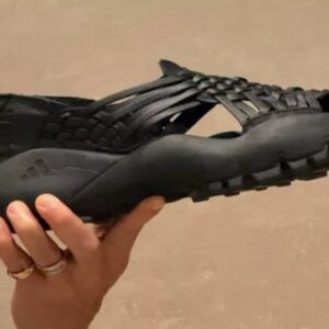 adidasin ayakkabisi cumhurbaskanini cildirtti 1zqSxV2W