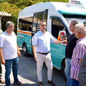 kader atlidan izmir minibus karta tepki YGq1KDzf