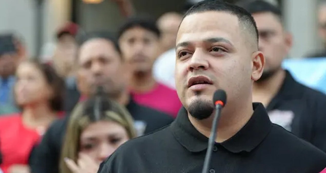 yanlislikla sinir disi edilmisti ulkeye ayak basar basmaz gozaltina alindi 9LfLDrFO