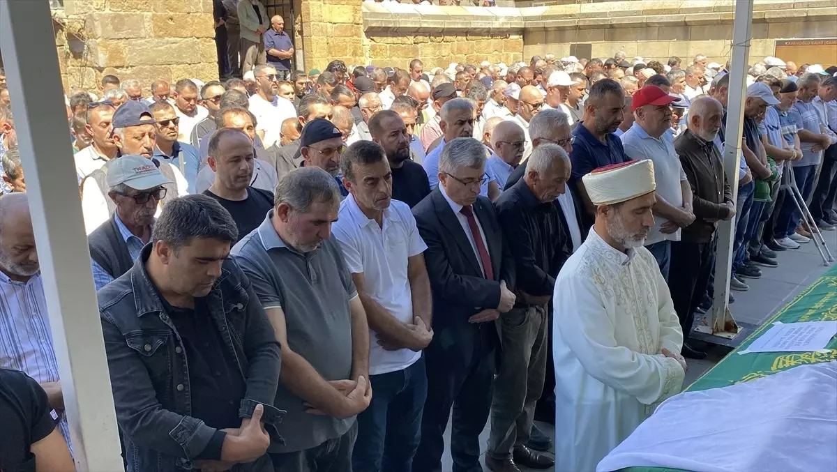 yerkoyde trafik kazasi hemsire derya balta hayatini kaybetti JvlvfhHl