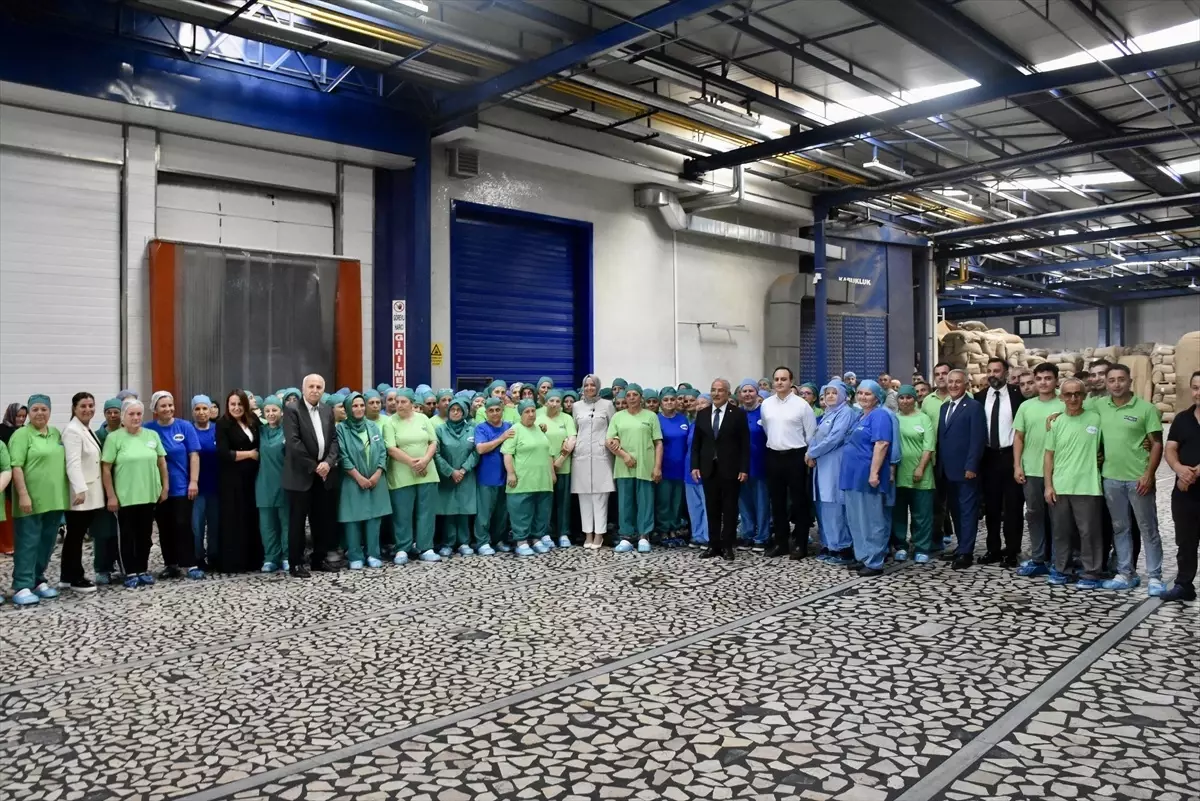 fatma betul sayan kaya turkiye yuzyili genclerin yuzyili olacak AbROsXTS