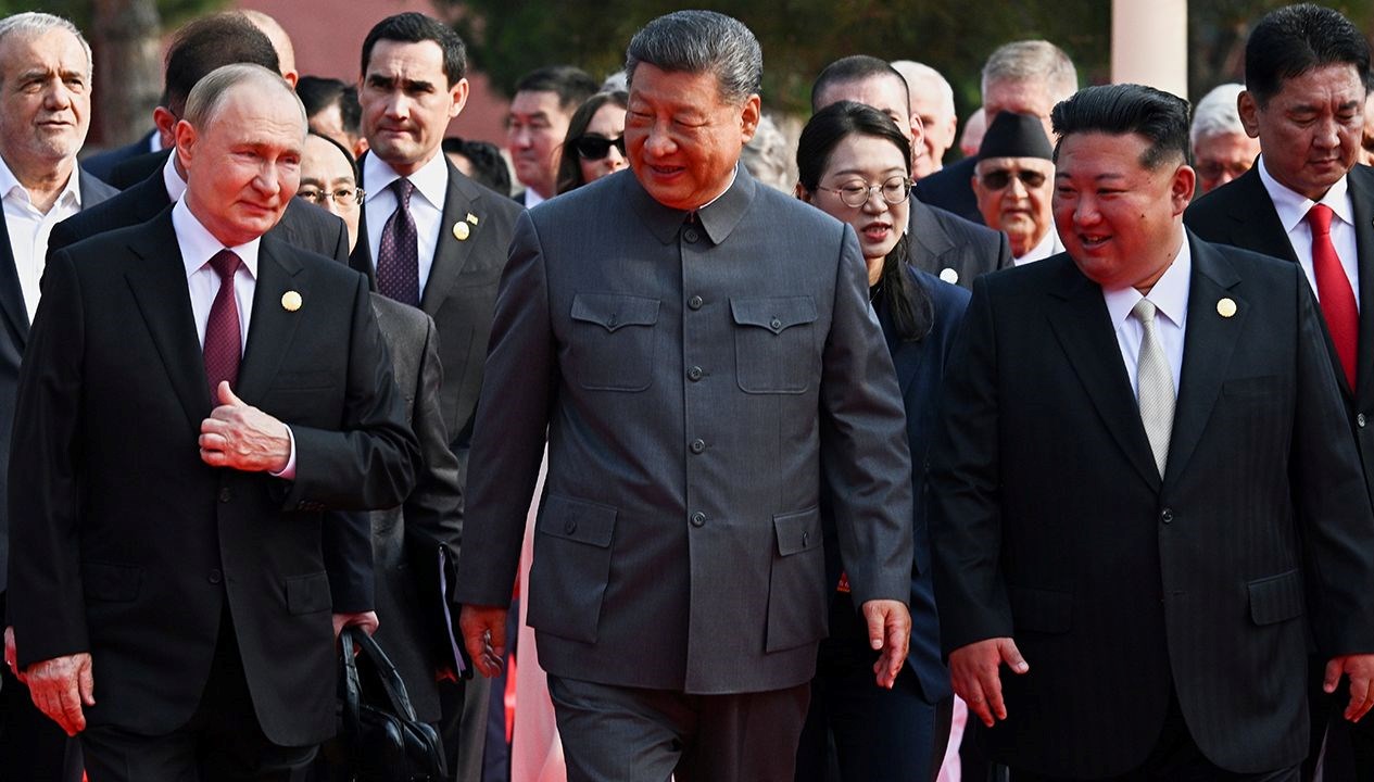 putin kim ve si yan yana CXd2ajBU