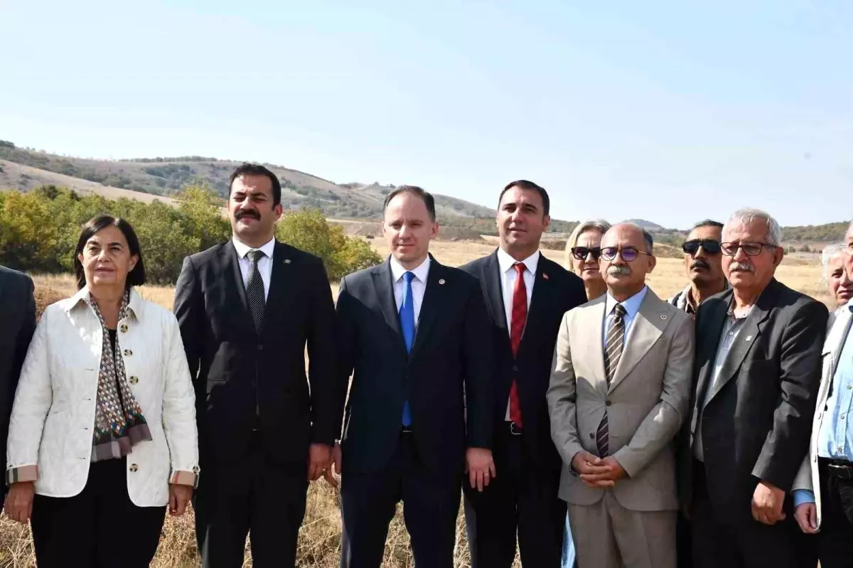 chp genel baskan yardimcisi yavuzyilmaz nadir toprak elementleri icin beylikovayi ziyaret etti YxpUH4yY.jpg