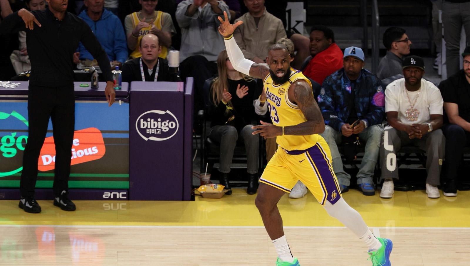 cin medyasi lebron jamesin konusmasini makale diye yayinlamisti tartisma suruyor g3q9ngmh.jpg