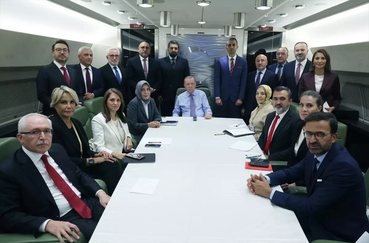 cumhurbaskani erdogan misir ziyareti donusu gazetecilerin sorularini yanitladi 1 ZUMxqnIe.jpg