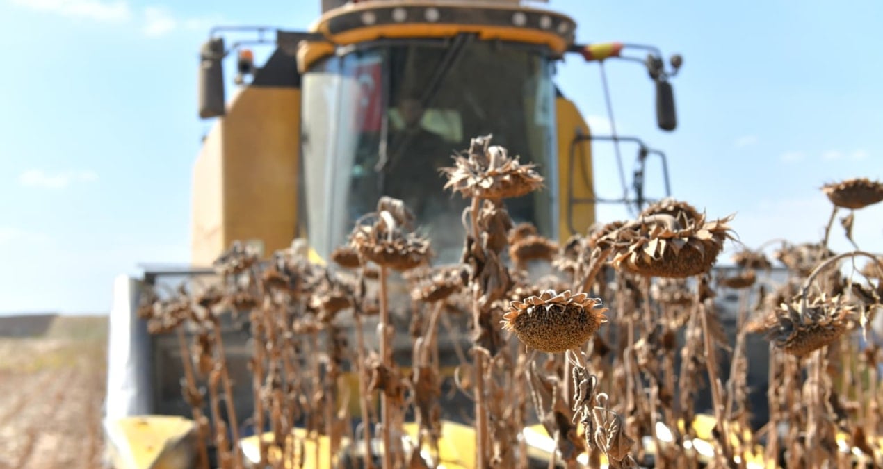 milletvekili durmaz mazottan gubreye ilactan elektrige kadar her kalemde fahis artislar yasaniyor lcptz7Rd.jpg