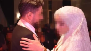 bosanma-davasi-devam-eden-esinin-takilariyla-sevgilisine-dugun-yapti-OKxJiQ2w