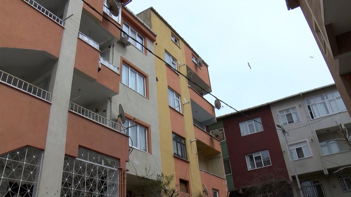 Kartal’da Bıçaklama İhbarı: 52 Yaşındaki Ruhan Çalu’nun Cansız Bedeni Bulundu
