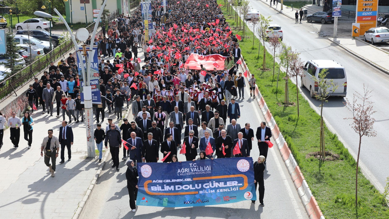 “Bilim Şenliği: Geleceğin Bilim İnsanları İçin Bir Kutlama”