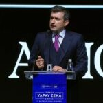 Selcuk bayraktarin konusmasi yeniden gundem oldu modern dunyanin gonullu kolelik fermani G7cHLsrs